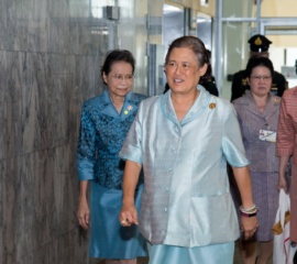 ประชุมสภาฯ_๑๘๐๙๑๗_0016