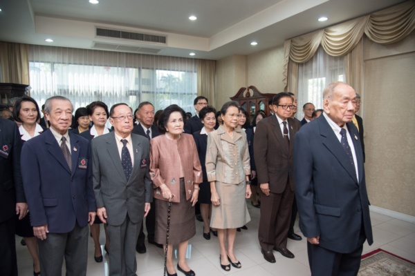 ลงนามถวายพระพระปีใหม_๑๘๑๒๒๘_0001