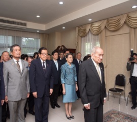 ลงนามถวายพระพรพระเทพ_๑๙๐๔๐๒_0003