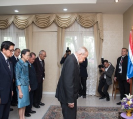 ลงนามถวายพระพรพระเทพ_๑๙๐๔๐๒_0019