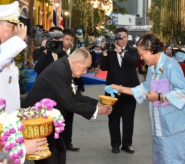 ทรงเปิดงานกาชาด 2562