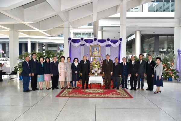 ลงนามถวายพระพร
