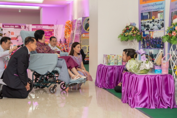 งานเทียนส่องใจ 2562