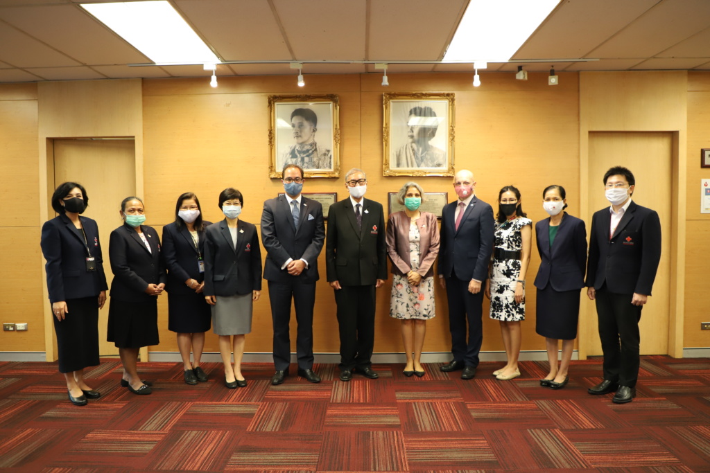 เยี่ยมชมศูนย์บริการโลหิต