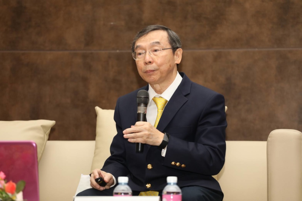 พัฒนาวัคซีนโควิด