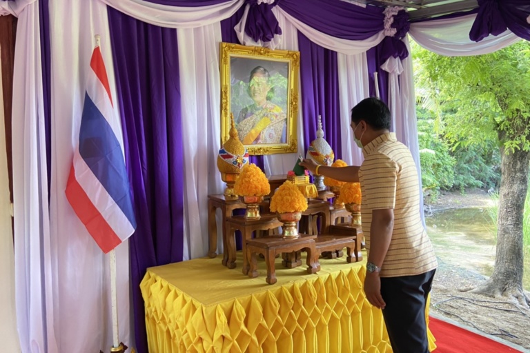 สร้างและซ่อมแซมบ้านให้ผู้ยากไร้