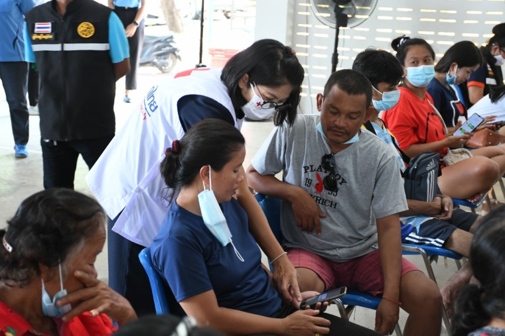 มอบชุดธาร จ.สุโขทัย