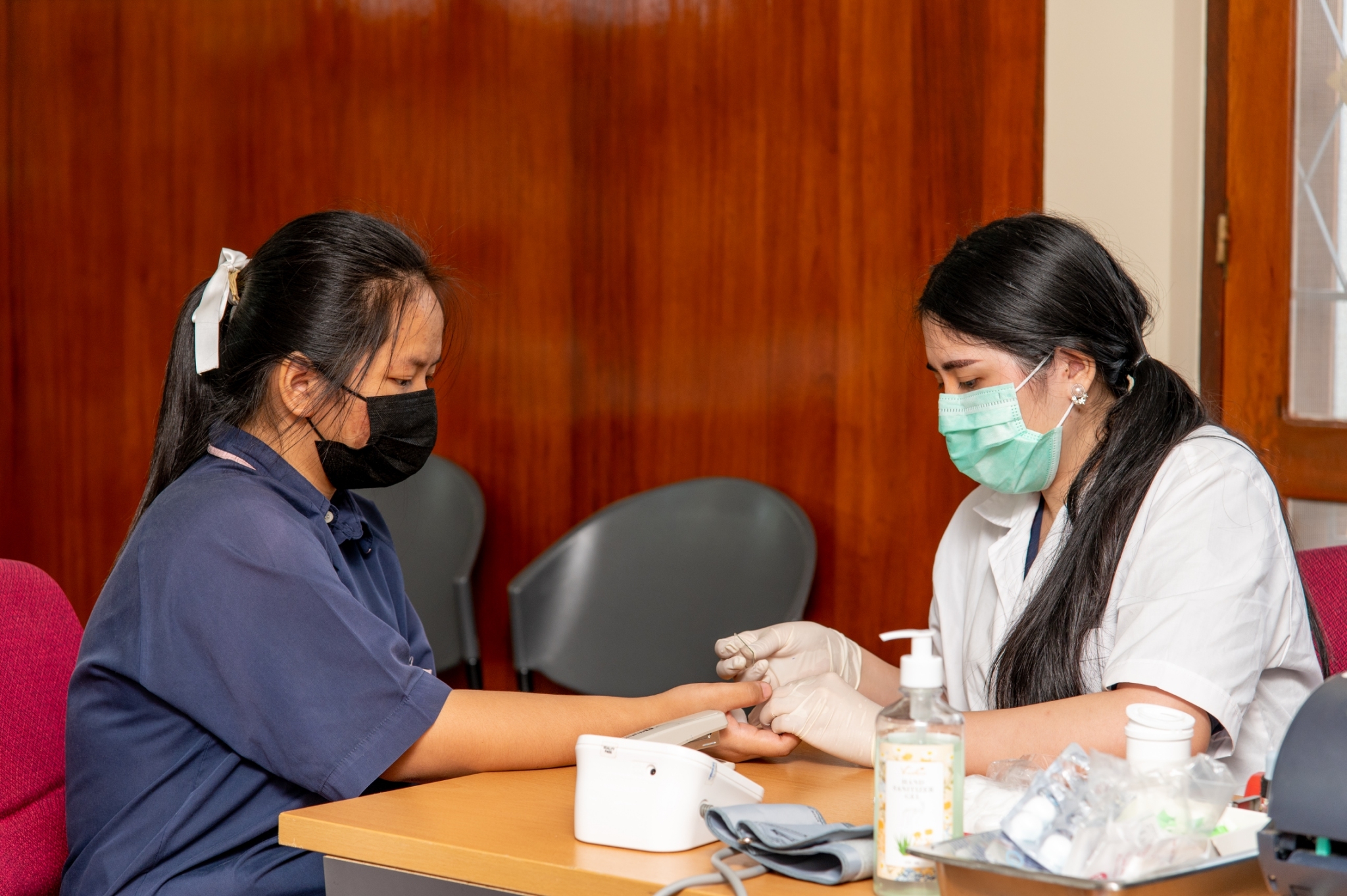 พิธีเปิดบ้านทรงไทย