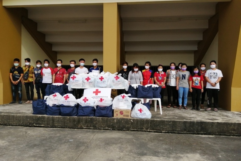 ช่วยแรงงานข้ามชาติที่ถูกทิ้ง