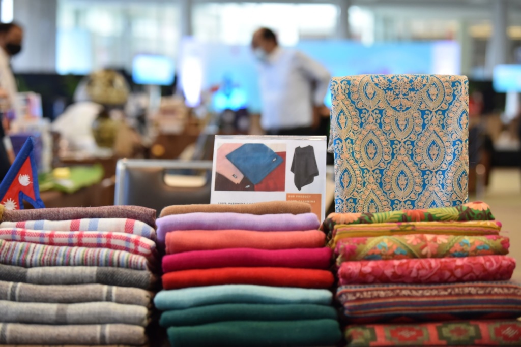 งานออกร้านคณะภริยาทูต ครั้งที่ 54