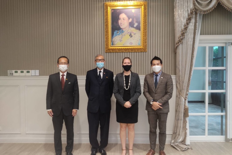 IFRC เข้าเยี่ยมเลขาธิการ