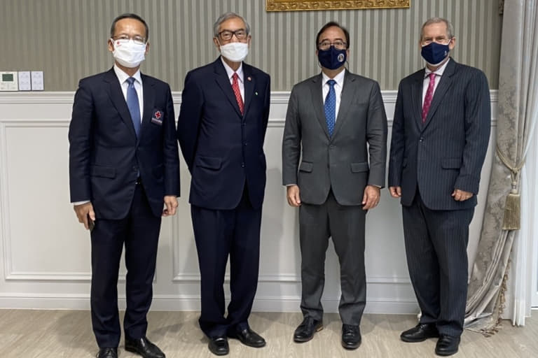 อุปทูตสหรัฐอเมริกาหารือกับเลขาธิการสภากาชาดไทย