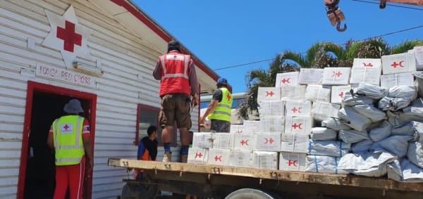 สภากาชาดไทยมอบเงิน 20,000 ดอลลาร์สหรัฐ แก่สภากาชาดตองงา เพื่อบรรเทาภัยพิบัติสึนามิ