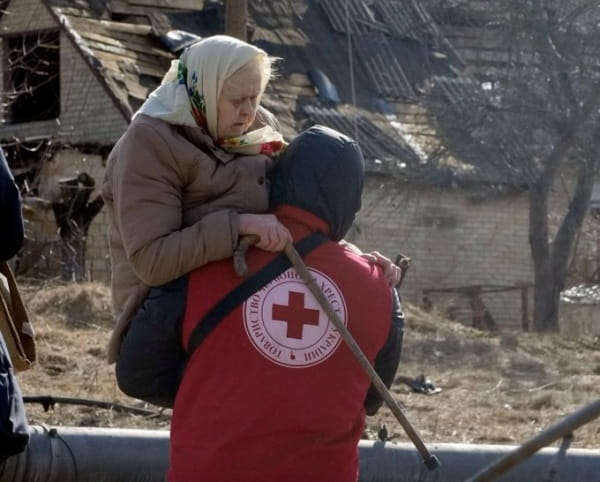 FN1baonWYAQLJtC สภากาชาดไทยบริจาคเงิน 20,000 ดอลลาร์สหรัฐ แก่สภากาชาดยูเครน เพื่อสนับสนุนปฏิบัติการตอบโต้วิกฤติความขัดแย้ง