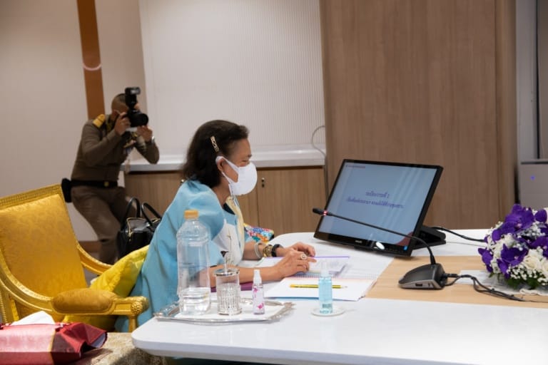 สมเด็จพระกนิษฐาธิราชเจ้า กรมสมเด็จพระเทพรัตนราชสุดา ฯ สยามบรมราชกุมารี