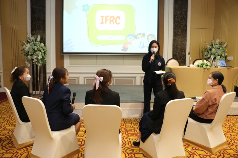 การอบรมการถ่ายทอดความรู้เรื่องขบวนการกาชาดฯ สำหรับวิทยาจารย์ยุวกาชาด ครั้งที่ 3