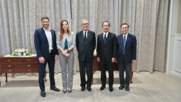 ทูตอิสราเอลเข้าเยี่ยมคารวะเลขาธิการสภากาชาดไทย