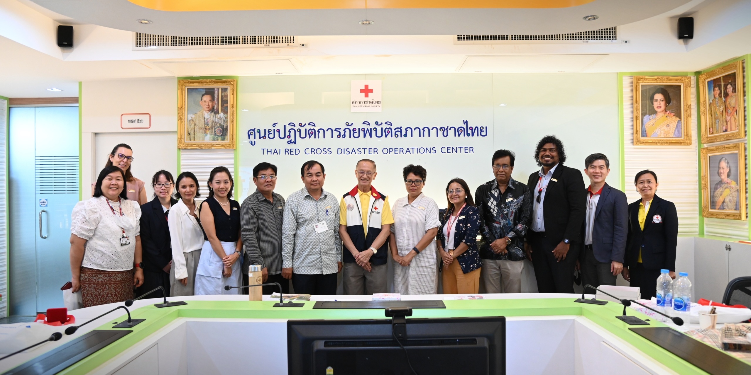 DSC_5248 ผู้แทนของสภากาชาดและเสี้ยววงเดือนแดง 6 ประเทศ เข้าเยี่ยมชมและศึกษาดูงานที่สภากาชาดไทย