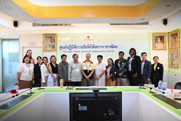 ผู้แทนของสภากาชาดและเสี้ยววงเดือนแดง 6 ประเทศ เข้าเยี่ยมชมและศึกษาดูงานที่สภากาชาดไทย