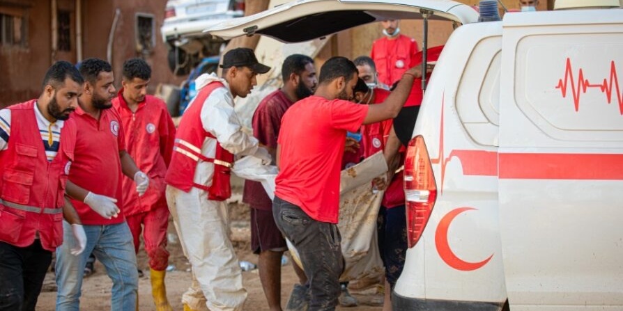 สภากาชาดไทยมอบเงินช่วยเหลือให้กับผู้ประสบภัยจากเหตุน้ำท่วมในลิเบีย