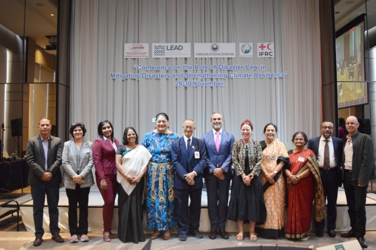 บุคคลถ่ายภาพรวม