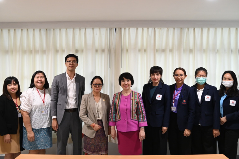 สมาชิกคณะกรรมาธิการบริหาร IFRC เข้าเยี่ยมคารวะเลขาธิการสภากาชาดไทย