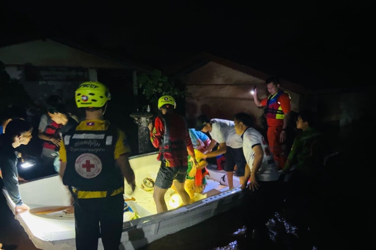 การช่วยเหลือผู้ประสบภัยไต้ฝุ่นยางิ ใน ลาว เมียนมา และเวียดนาม