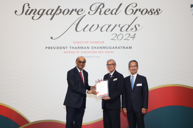 ภาพมอบเกียรติบัตร