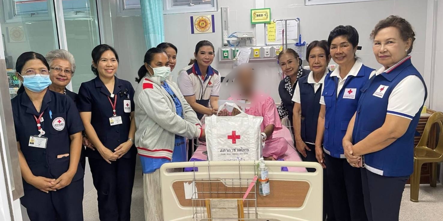 รูปภาพ เจ้าหน้าที่เข้าเยี่ยมเยียวยาจิตใจกำลังพลที่ได้บาดเจ็บจากเหตุความไม่สงบ ชายแดนไทย-กัมพูชา